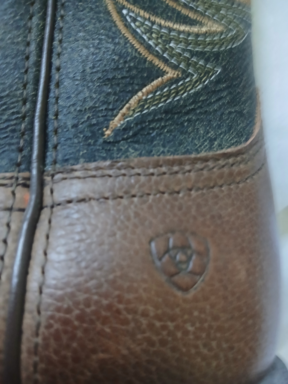 Ariat Tombstone Western Cowboy Boots Brown Leather Youth Sz 3.5 - Picture 5 of 10